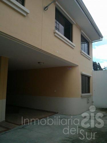 Hermosa Casa en Urb. Privada $ Atrás de Bocatti, Tres Puentes