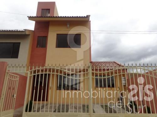 Oportunidad en $76.000 Villa Amplia, Garaje 2 Vehículos Sector Control Sur