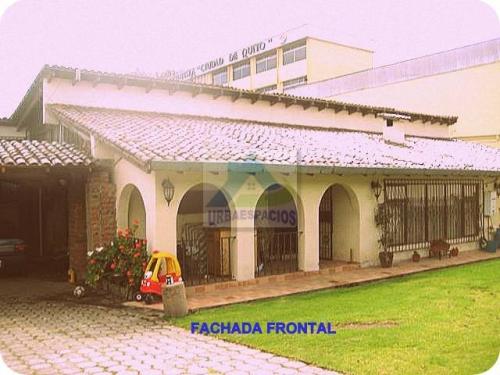 CASA-TERRENO EN SANTA LUCIA Y 6 DE DICIEMBRE