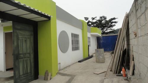 VENDO CASA CON TERRENO EN OTAVALO