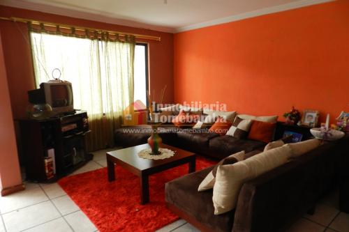 CASA RENTERA DE VENTA EN CUENCA SECTOR TOTORACOCHA. DE OFERTA!!