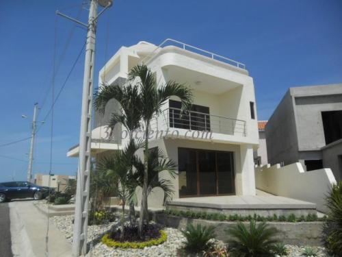 Vendo casa a estrenar en Manta Beach