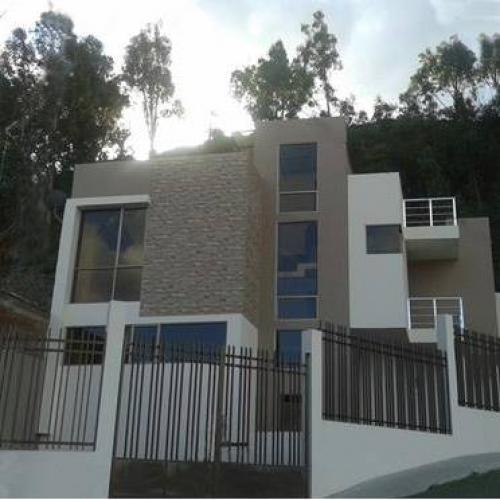 LA CASA  QUE  USTED  ESTABA  BUSCANDO (Sector Daniel Álvarez)