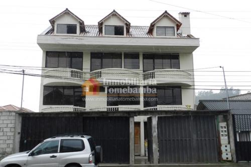 CASA RENTERA POR TERMINAR POR EL SECTOR AV. PRIMERO DE MAYO