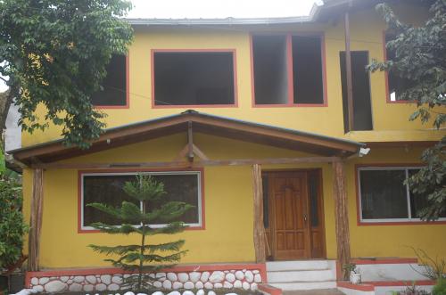 VALLEALTOINMOBILIARIA VENDE CASA MAS DEPARTAMENTOS