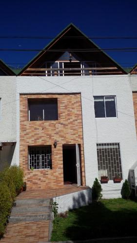 Casa de venta al Norte de Quito, Urb. Privada.