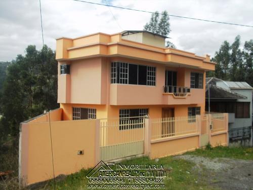 CASA CON TERRENO EN BIBLIÁN 