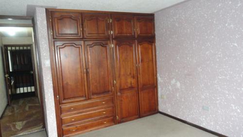 VENDO DEPARTAMENTO EN EL CENTRO DE OTAVALO