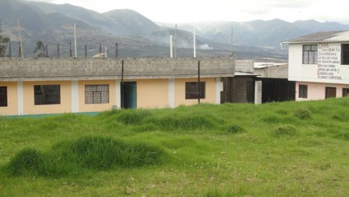 VENDO PROPIEDAD DE 1.000 M2 EN OTAVALO