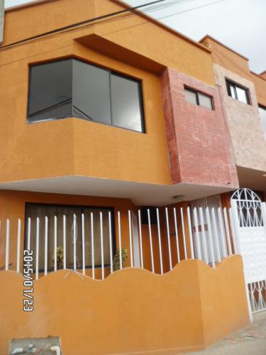 Aproveche, Casas en Venta al Norte de Quito