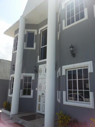 SE VENDE CASA 250 METROS EN URBANIZACION VICRIEL