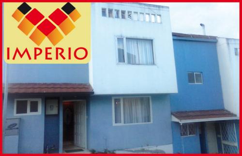 CASA CONJUNTO CARCELEN