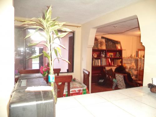 En venta bonita casa de dos pisos en Cayambe. 