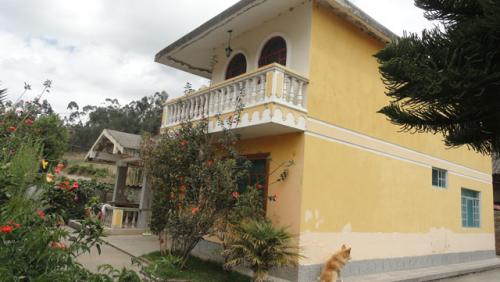 Vendo casa de campo con vista al lago San Pablo