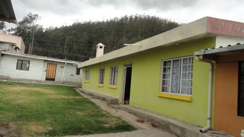 VENDO CASA EN LA CIUDADELA RUMIÑAHUI