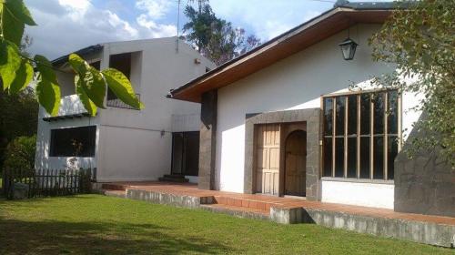 VENTA O RENTA CASA SECTOR COUNTRY CLUB LA ARMENIA