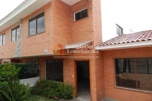 CASA DE VENTA EN CUENCA SECTOR CAPULISPAMBA
