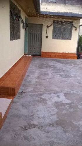 SE VENDE UNA CASA DE 260M2 EN OTAVALO