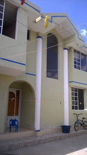 EN VENTA BONITA CASA EN OTAVALO CDLA LOS LAGOS