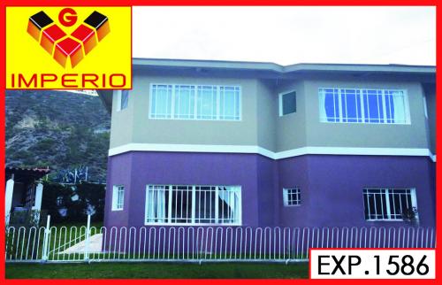 CASA MAS ESCUELA MITAD DEL MUNDO