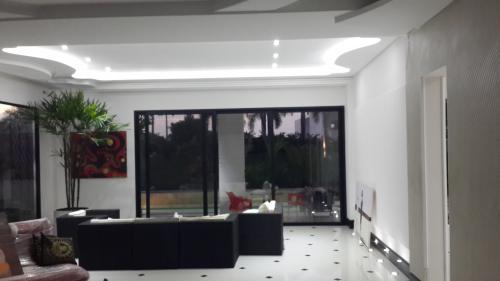 CASA de 650 m2 de constr. - 5 dorm. -  Vista panoramica al lago, Isla Mocoli