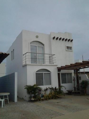 villa con salida al mar via data 