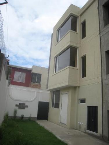 Bonita casa en el Valle de los Chillos a estrenar, entrega inmedita