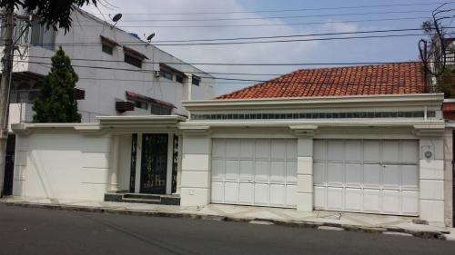 Hermosa Casa en Barrio Centenario