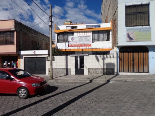 A PRECIO GANGA¡¡ VENDO HERMOSA CASA RENTERA EN EXCELENTE UBICACIÓN VILLAFLORA