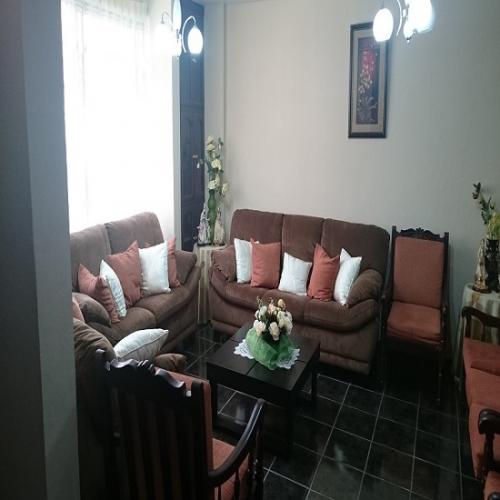 Bonita casa en sector La Playa: Azogues