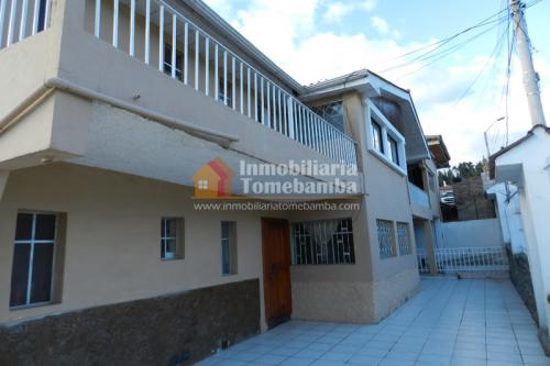 CASA RENTERA DE VENTA EN CUENCA SECTOR CDLA. KENNEDY
