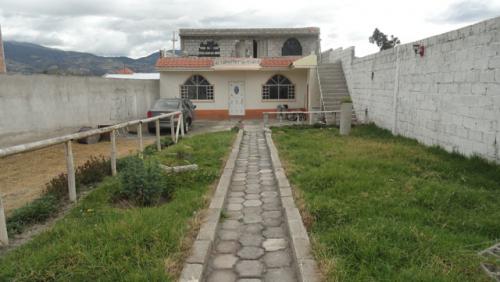 Vendo casa en Peguche