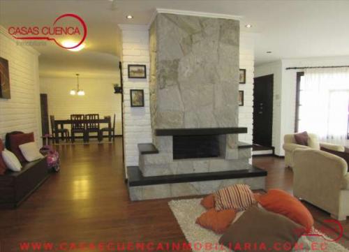 AMPLIA VILLA EXCELENTE UBICACION EN RIO AMARILLO