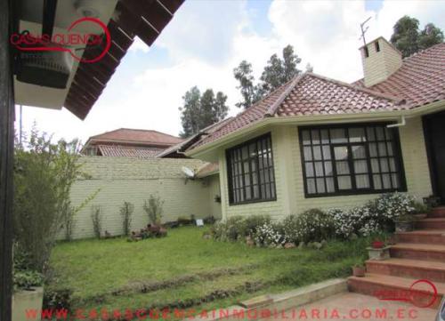 HERMOSA VILLA CON AREA DE JUEGOS EN RIO AMARILLO