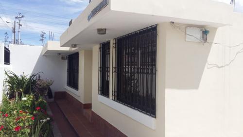 Se vende casa en Otavalo en ciudadela 31 de Octubre 