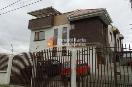 BONITA CASA DE VENTA EN CUENCA SECTOR MISICATA