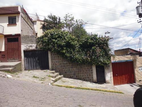 VENDO CASA EN EL SECTOR DE LA LIBERTAD, SUR DE QUITO.