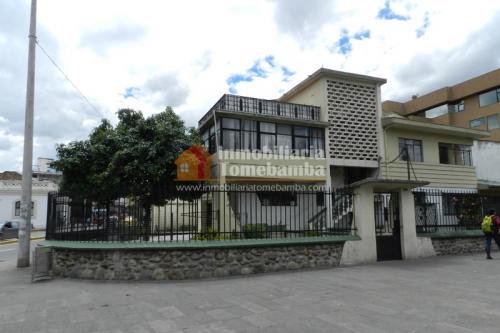 CASA DE VENTA EN CUENCA EXCELENTE SECTOR AV. 12 DE ABRIL