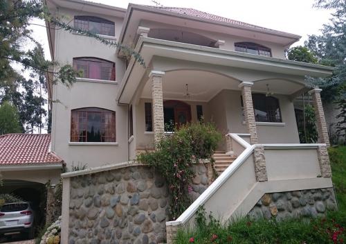 Linda casa en Ricaurte 