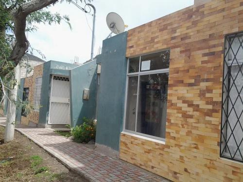 MITAD DEL MUNDO VENDO CASA DE OPORTUNIDAD