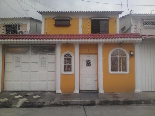  SE VENDE VILLA EN SAMANES 7