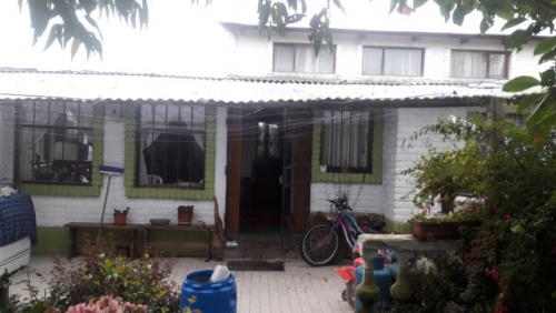 Vendo casa con terreno de 560 m2 en ciudadela Rumiñahui