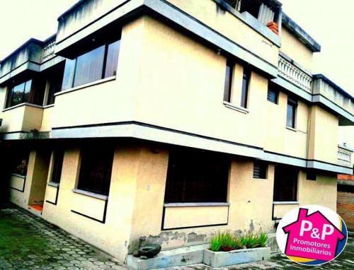 La Armenia N1 - Hermosa Casa en Venta con 4 Locales Comerciales y 2 Minis Departamentos  Sangolqui, La Armenia, Quito