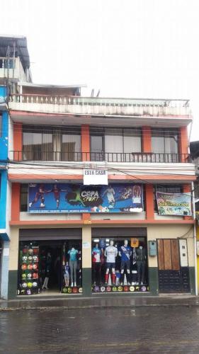 CASA CENTRICA EN LA CIUDAD DE MACAS