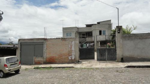 Vendo casa con terreno en Chaltura
