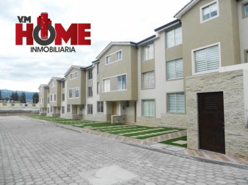 VENDO CASA A ESTRENAR 3 PISOS  EXCELENTE UBICACIÓN SANGOLQUI