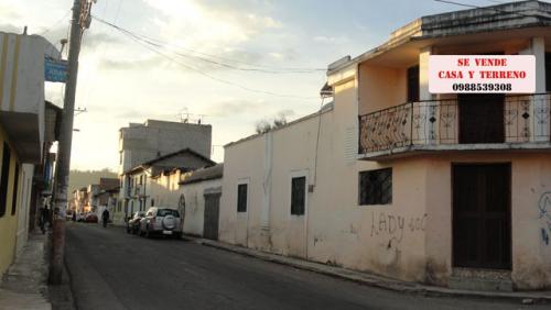 VENDO CASA CON TERRENO EN OTAVALO - SAN PABLO