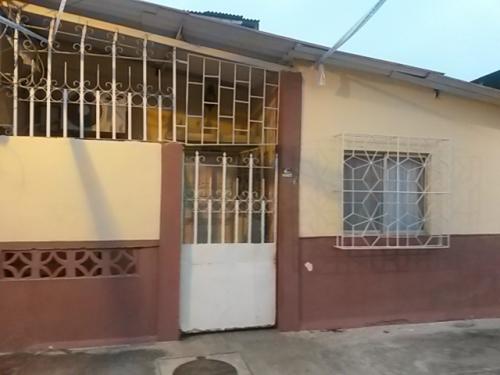 Cerca del mal del sur acogedora villa en venta.