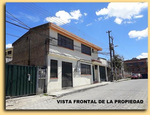 EN VENTA CASA AMPLIA SECTOR EL PORVENIR-NORTE DE QUITO