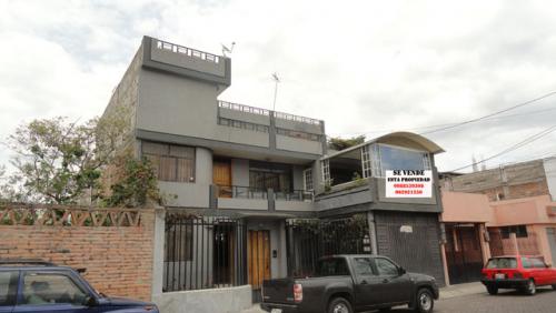 SE VENDE CASA HERMOSA Y GRANDE EN IBARRA